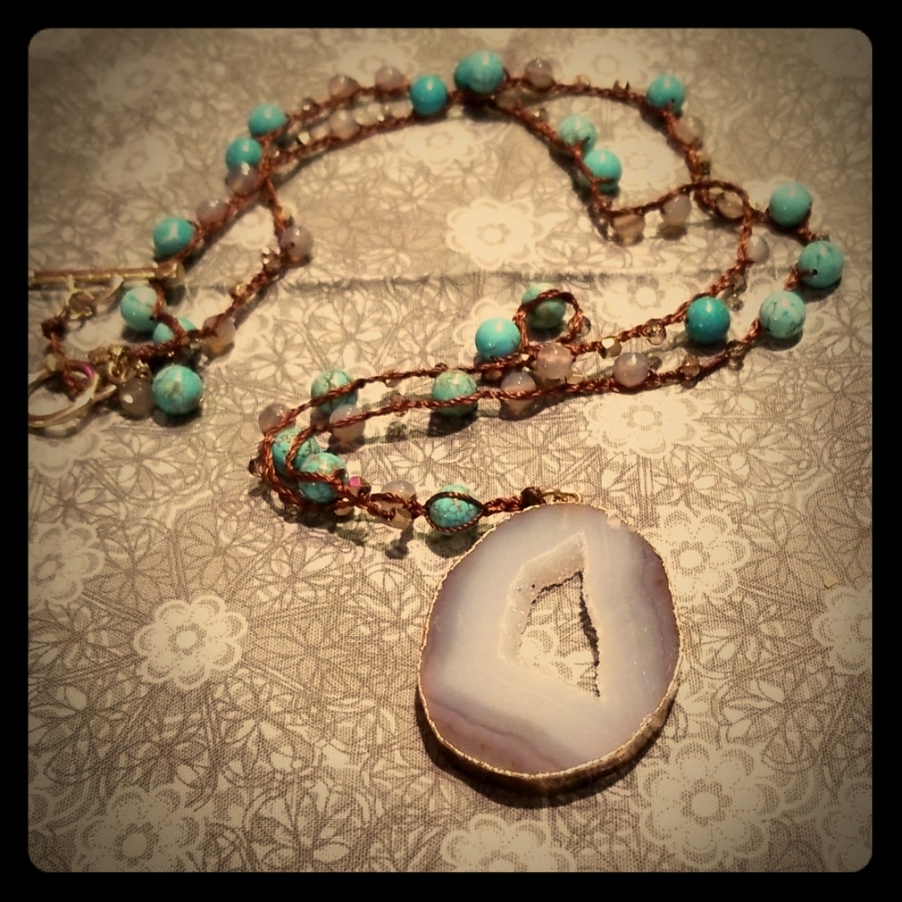 Marlyn Schiff geode necklace